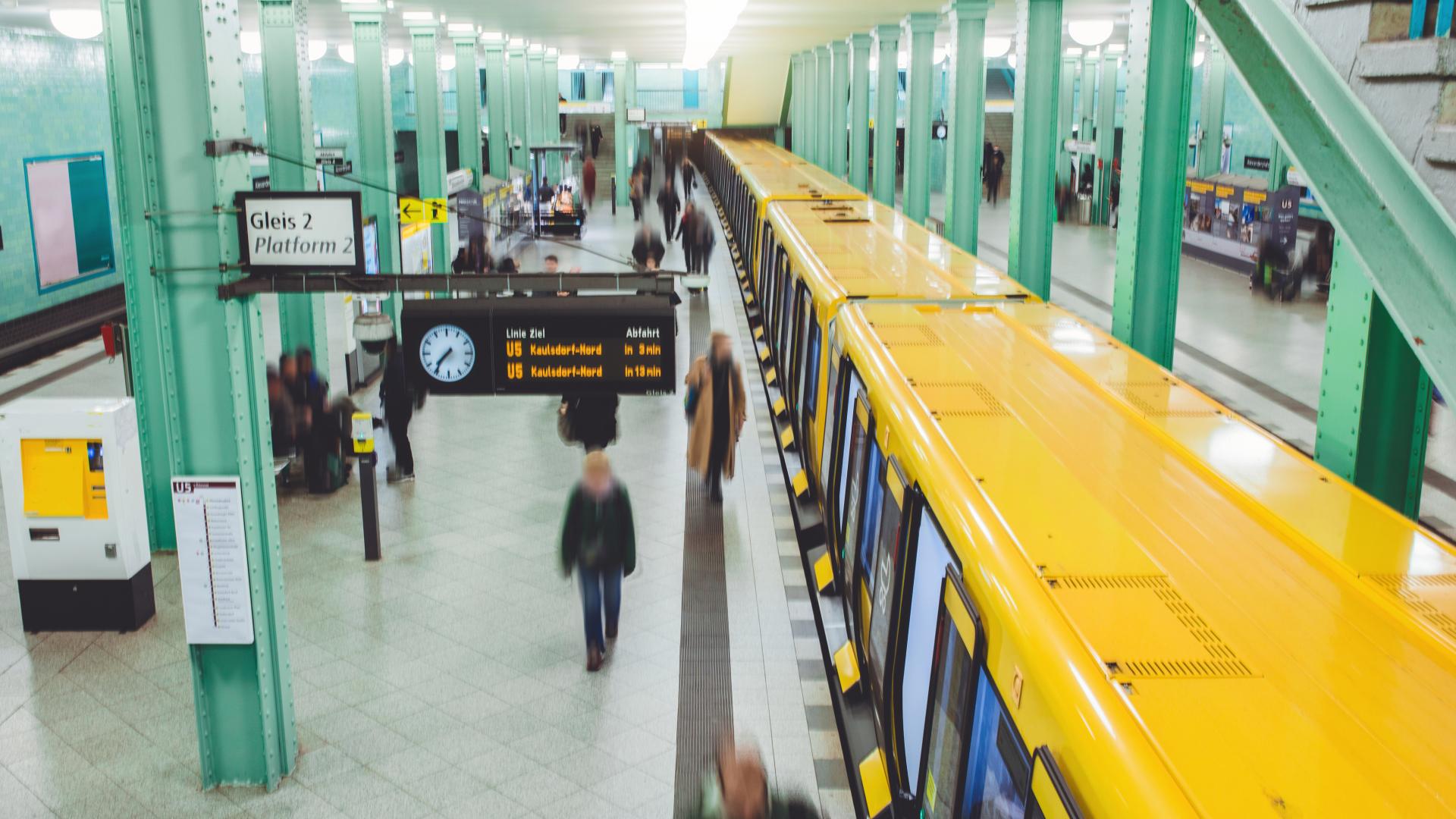 Alexanderplatz Berlin U5