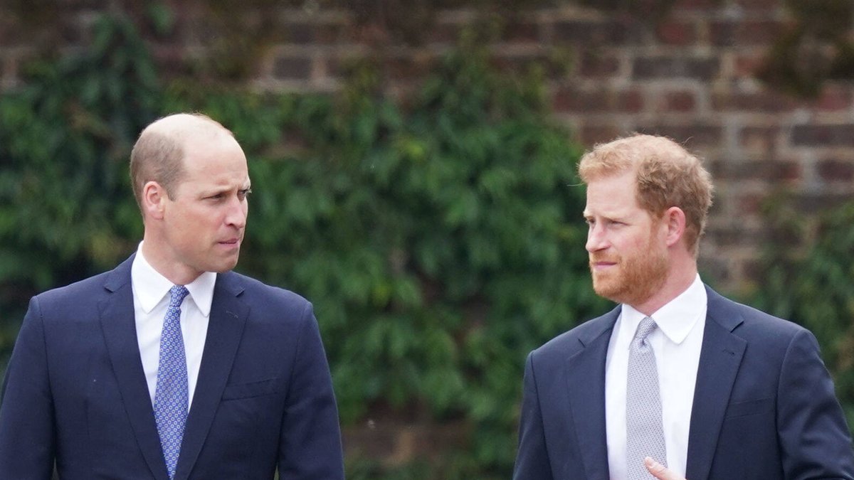 Prinz William und Prinz Harry.. © imago/i Images