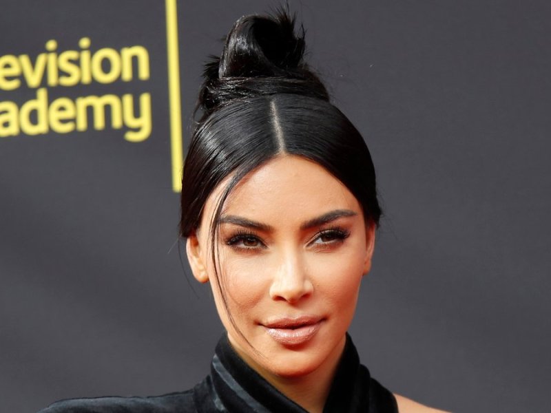 Kim Kardashian möchte sich "wieder glücklich machen".. © Kathy Hutchins/Shutterstock.com