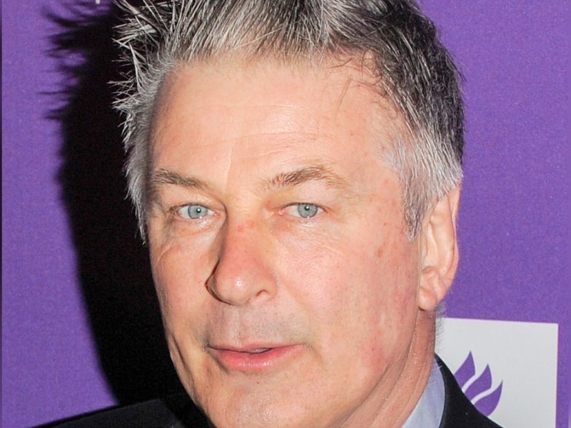 Alec Baldwin hat sich zum tragischen Set-Unfall geäußert.. © Ron Adar/Shutterstock.com