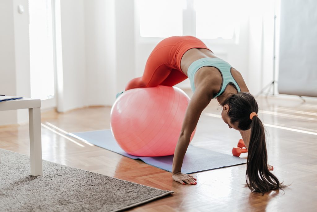 Frau Gymnastikball