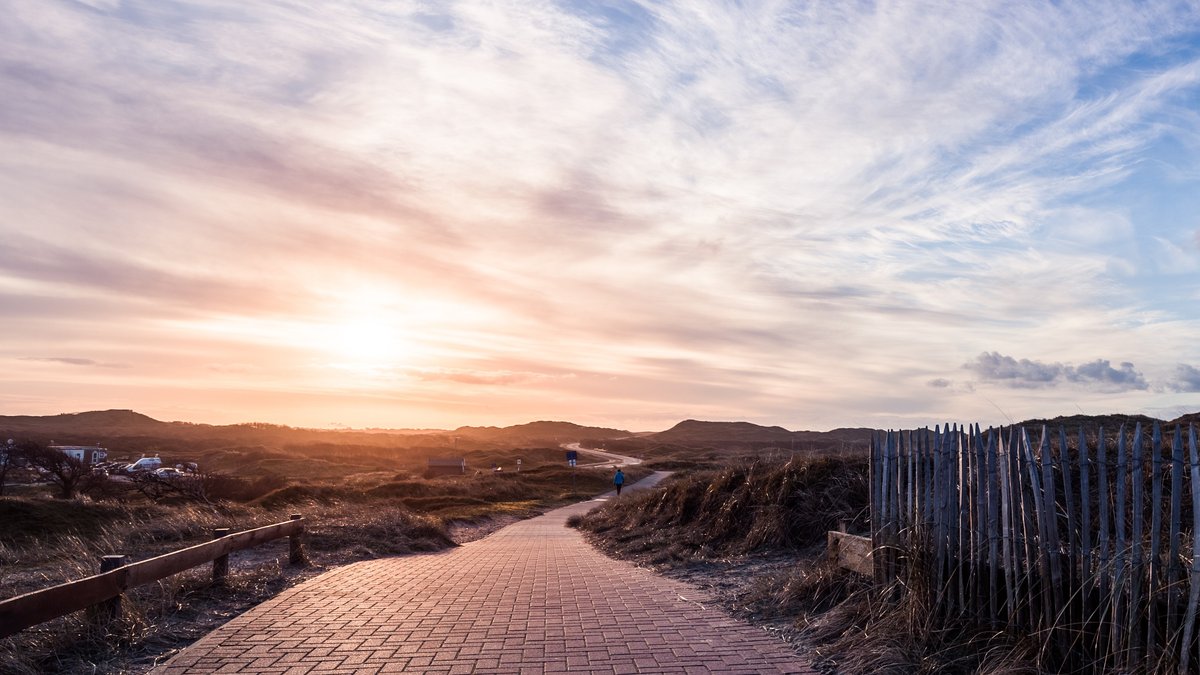 Norderney ist ein beliebtes Reiseziel - große Teile der Nordseeinsel stehen unter Naturschutz.. © Kleeschulte Photography/Shutterstock.com