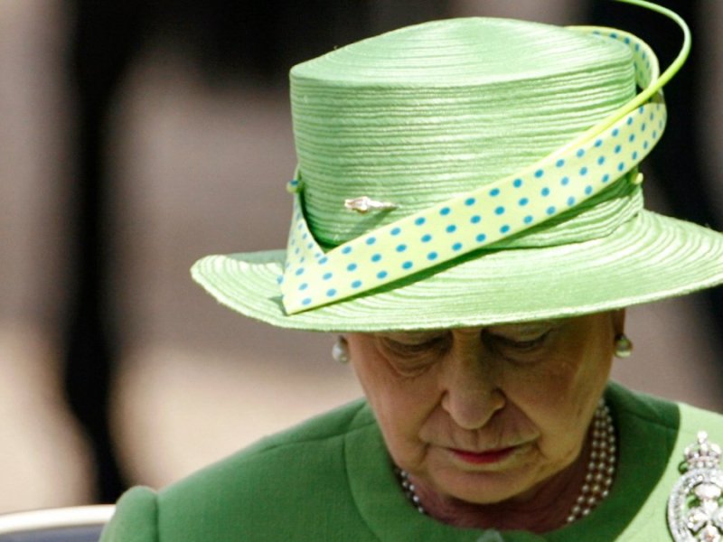 Queen Elizabeth II. ist in Gedanken und im Gebet bei den Menschen Tongas.. © Alessia Pierdomenico/Shutterstock