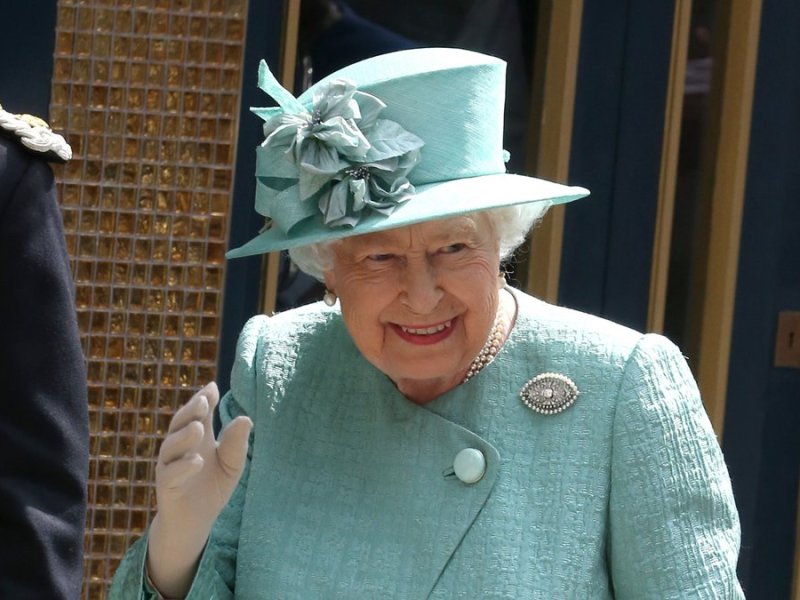 Die Queen ist nach Sandringham geflogen.. © Cubankite/Shutterstock.com