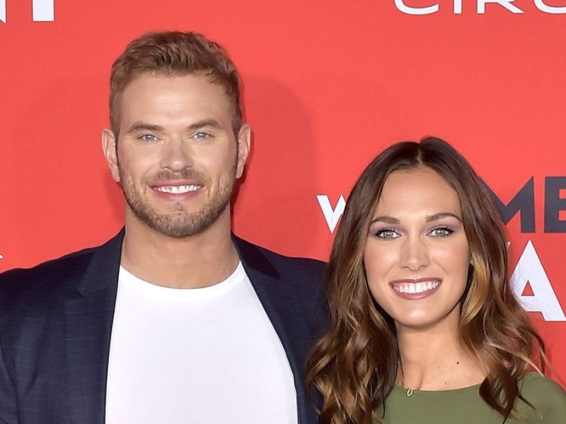 Kellan Lutz und seine Frau Brittany freuen sich auf ihr zweites Baby.. © imago/Future Image