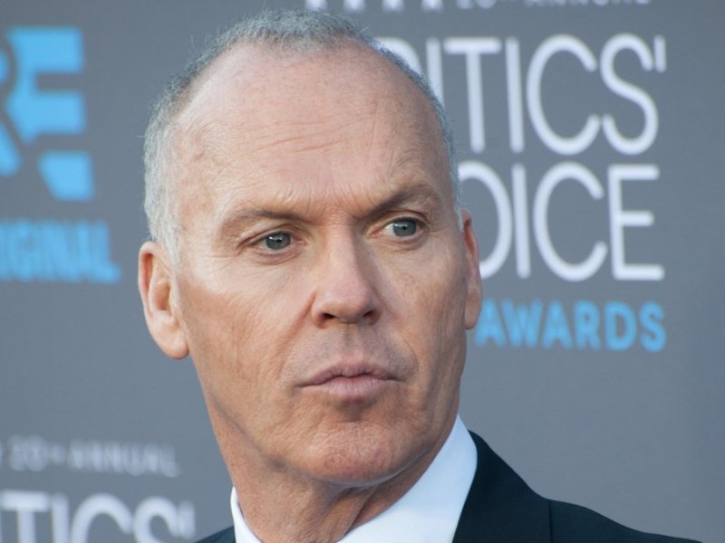 Michael Keaton bei einer Preisverleihung.. © Featureflash Photo Agency/Shutterstock