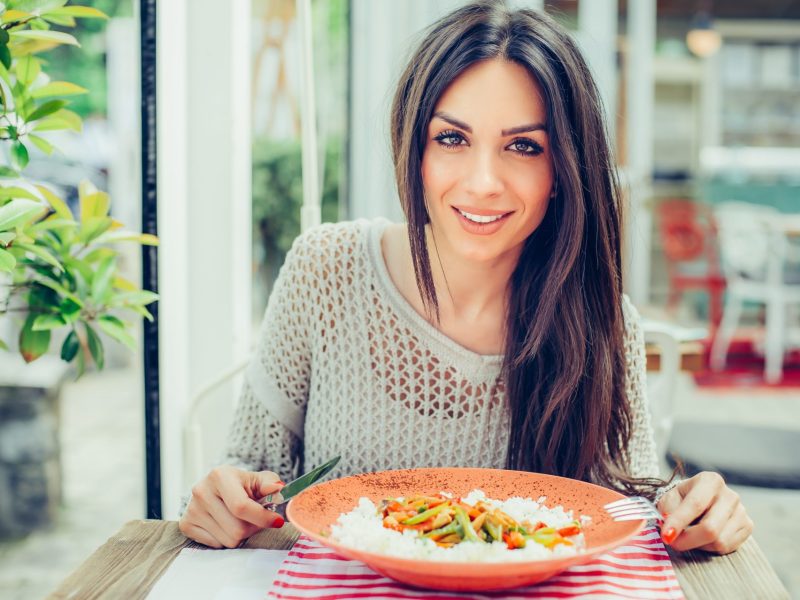 Frau Reis essen