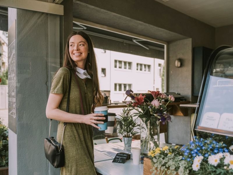 Coffee to go Tipps Frau Blumenladen Kaffee