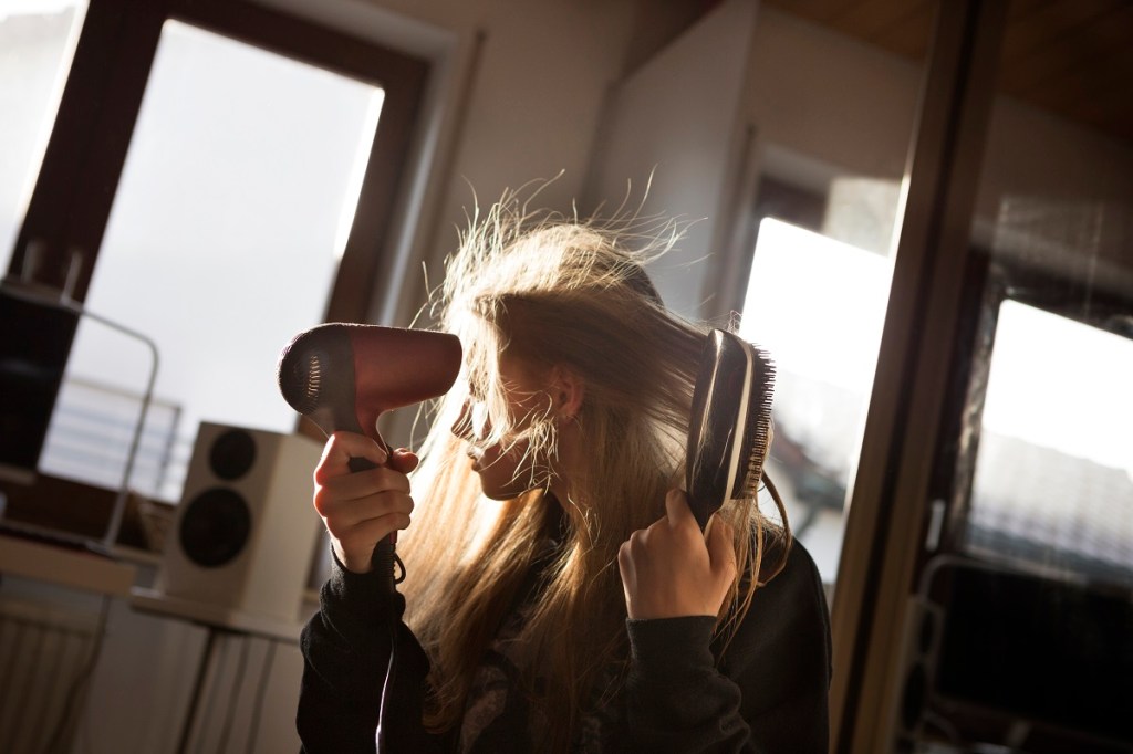 Haare Lufttrocknen Föhnen