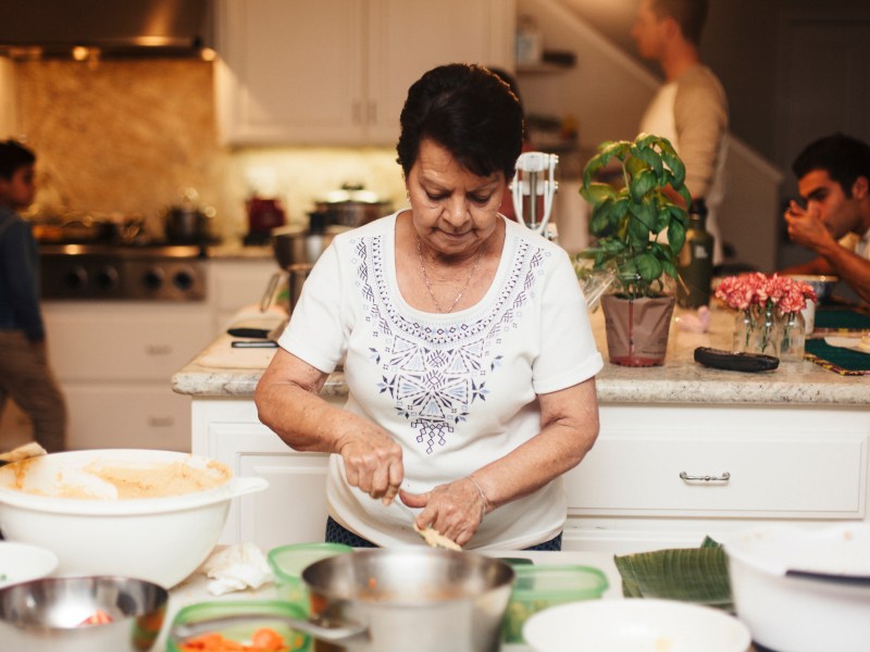 Italien Oma kochen