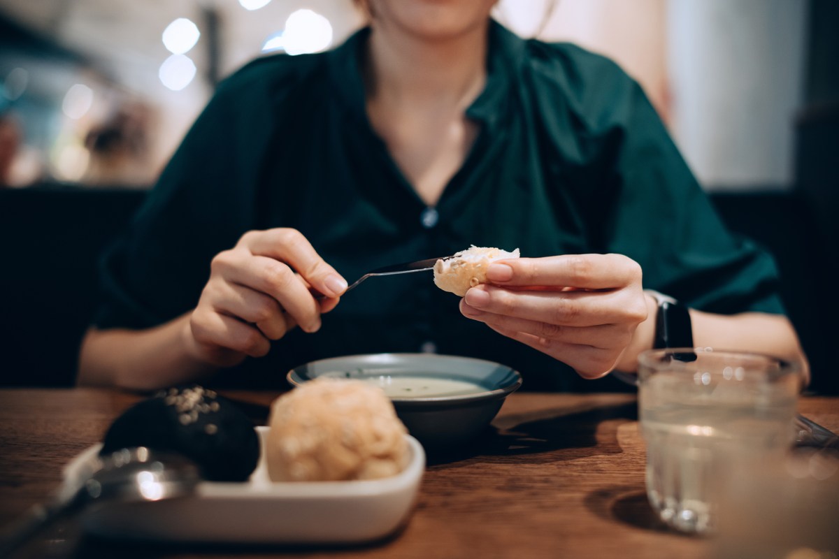 Frau Frühstück Brötchen