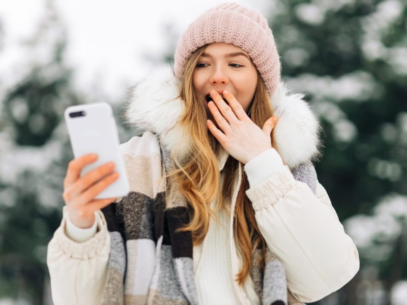 Frau Selfie Winter