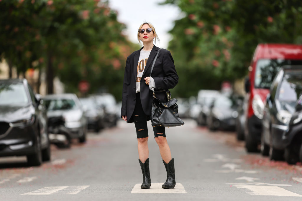 bermudas cowboystiefel streetstyle