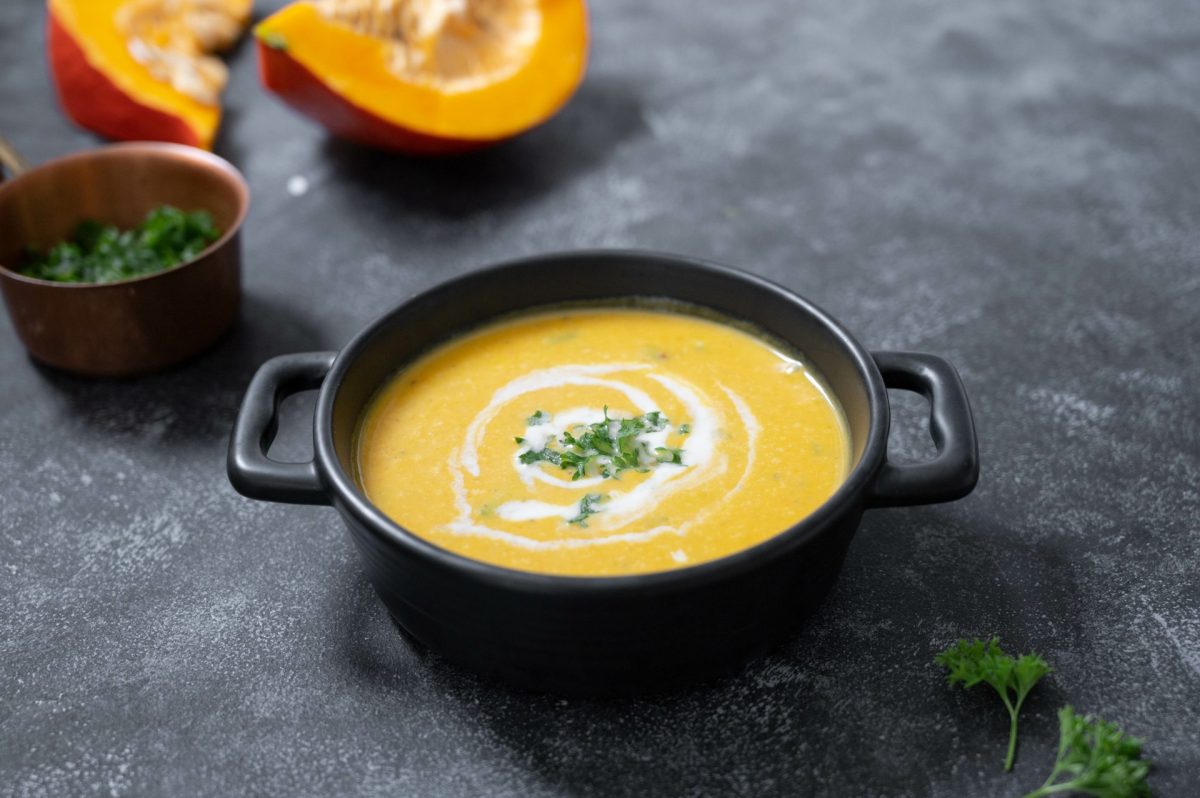 Hokkaido-Kürbissuppe mit Kokosmilch