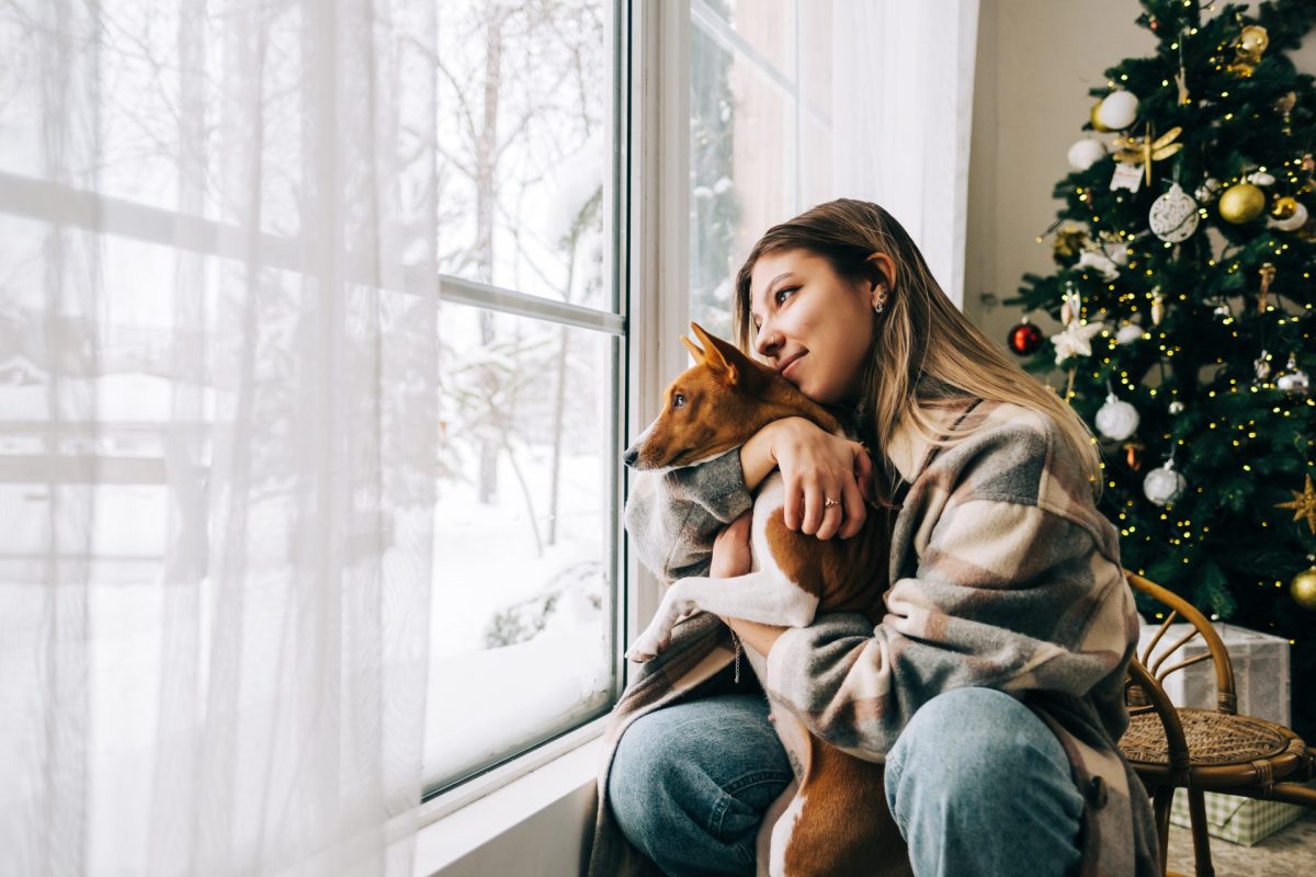 Frau Weihnachten Hund