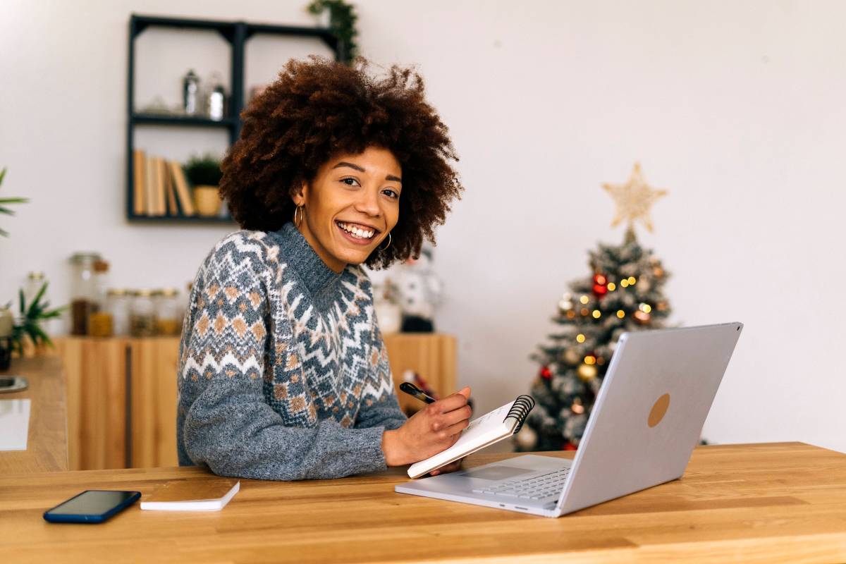 Frau Arbeitsplatz Weihnachtsdeko