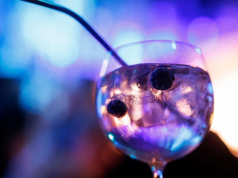 Gin Tonic Schwarzlicht