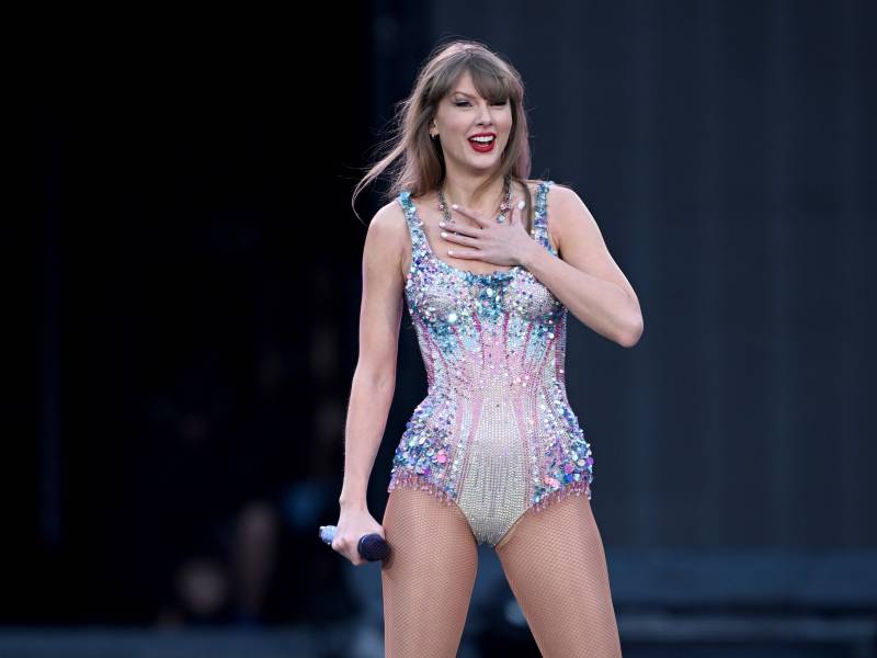 Taylor Swift im Pailletten-Body während der Eras Tour.