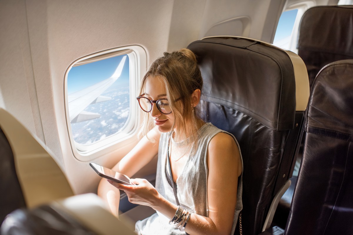 Diese Gegenstände werden oft im Flugzeug vergessen.