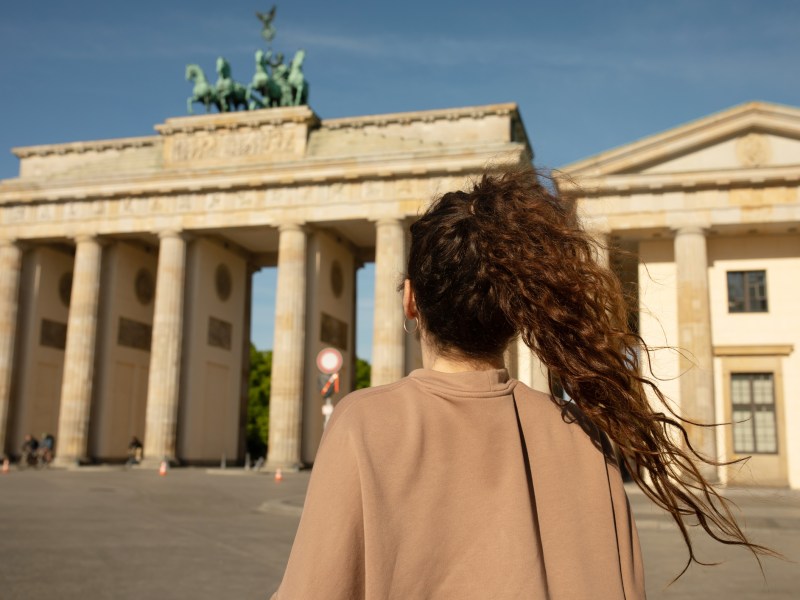 Studie belegt: Berlin ist die beste Stadt für Alleinreisende – unsere Meinung.