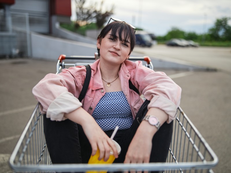 Hast du schonmal von Budni gehört? Einiges solltest du über die aktuell stark expandierende Drogeriekette wissen, auch was Budnikowksy mit Edeka zu tun hat.