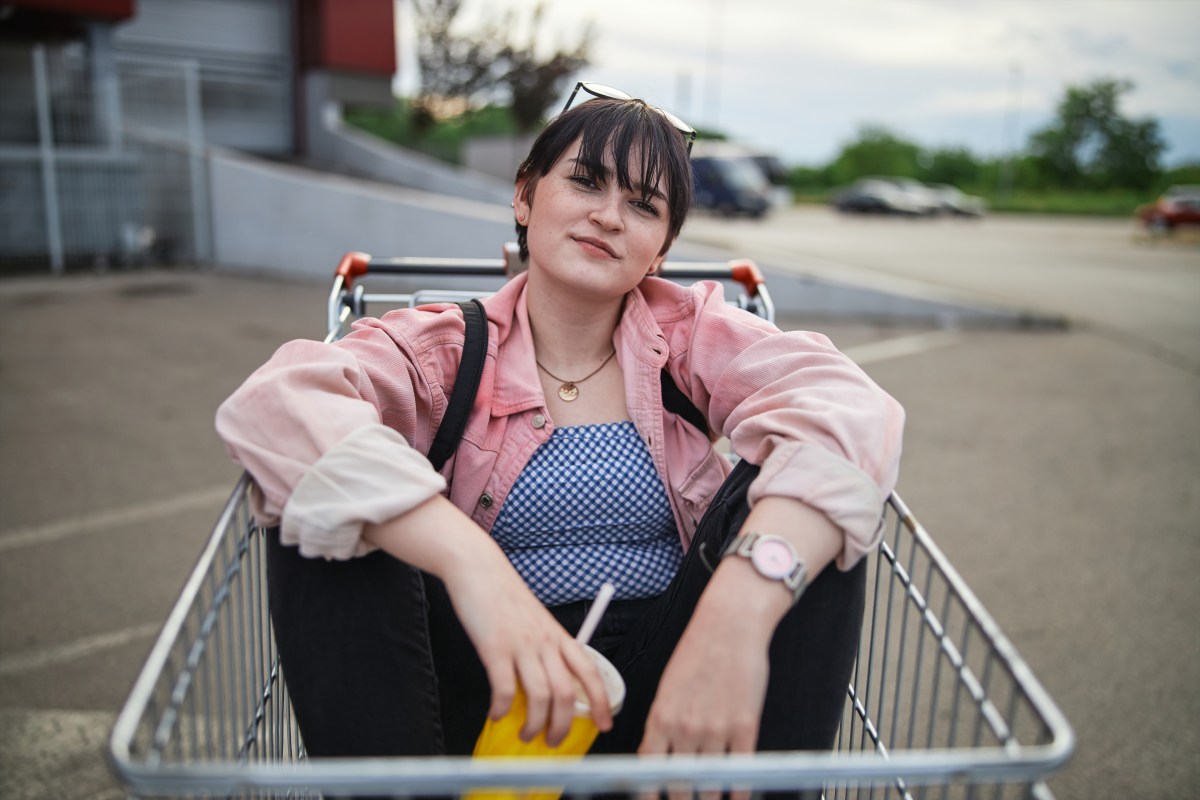 Hast du schonmal von Budni gehört? Einiges solltest du über die aktuell stark expandierende Drogeriekette wissen, auch was Budnikowksy mit Edeka zu tun hat.