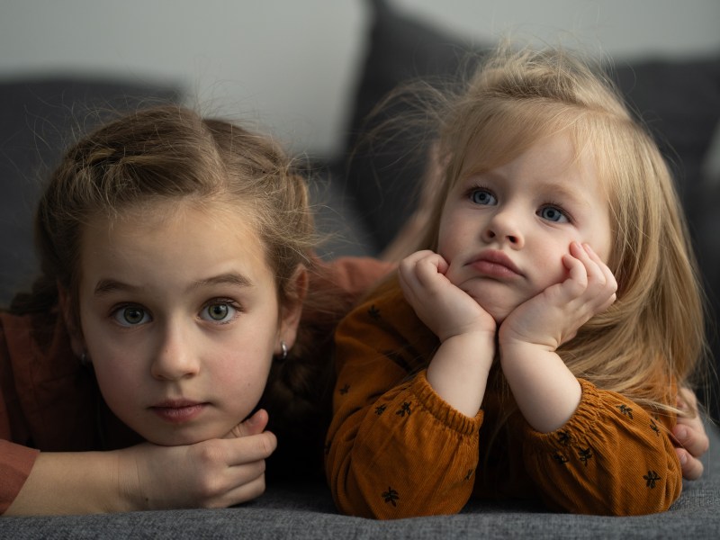 Emotionale Intelligenz durch Fernsehen? Was dahinter steckt, und welche Serien zu empfehlen sind.