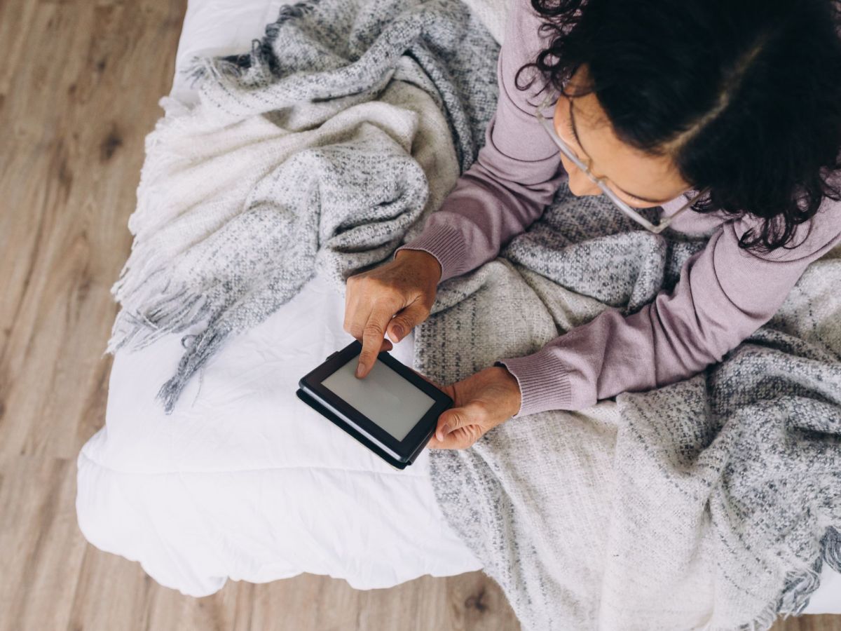 Frau lesen E-Reader