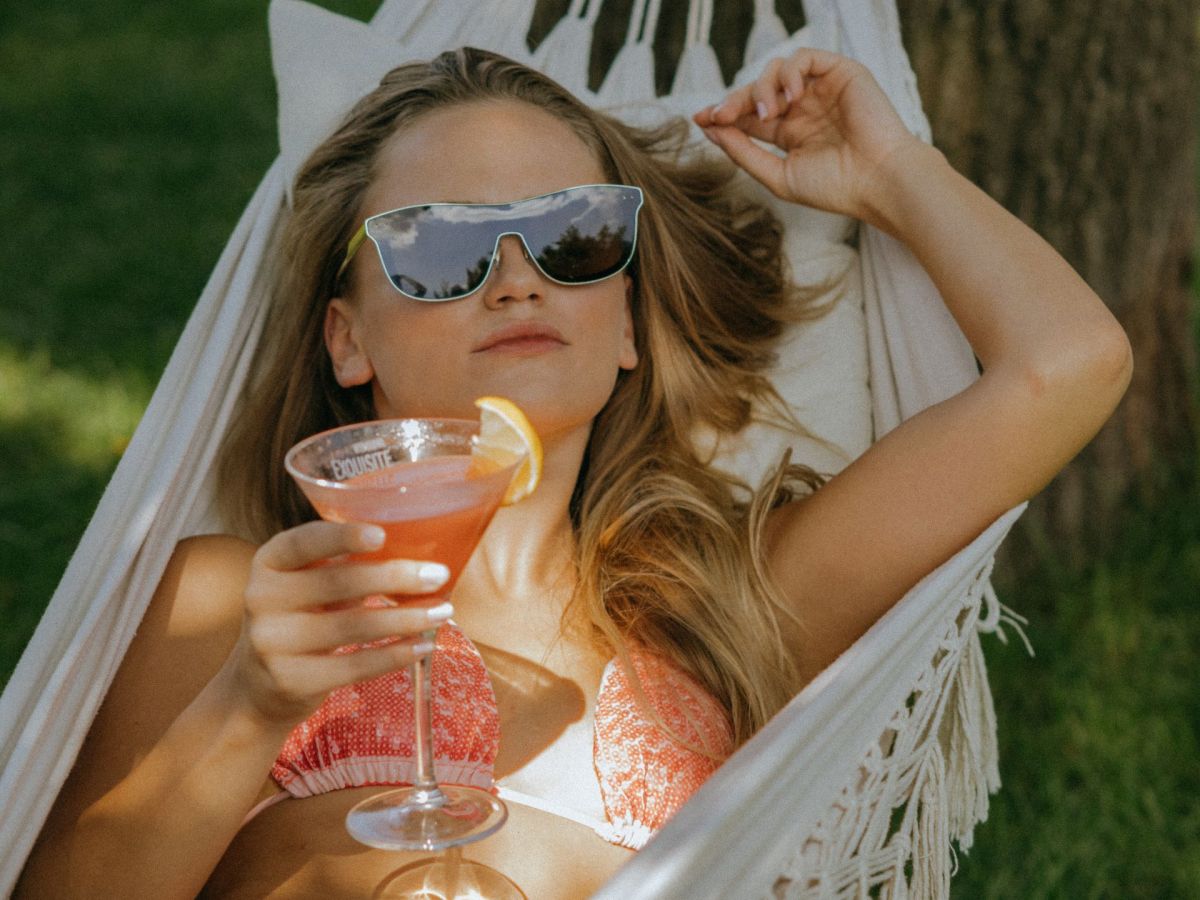 Aperol-Lifestyle: Diese süßen Pieces gehören unbedingt auf dein Mood-Board